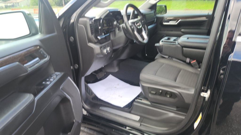 2024 GMC Sierra 1500 SLE