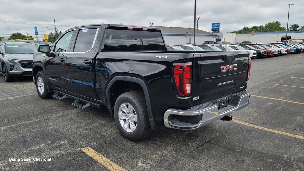 2024 GMC Sierra 1500 SLE