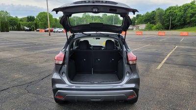 2024 Nissan Kicks SV Xtronic CVT