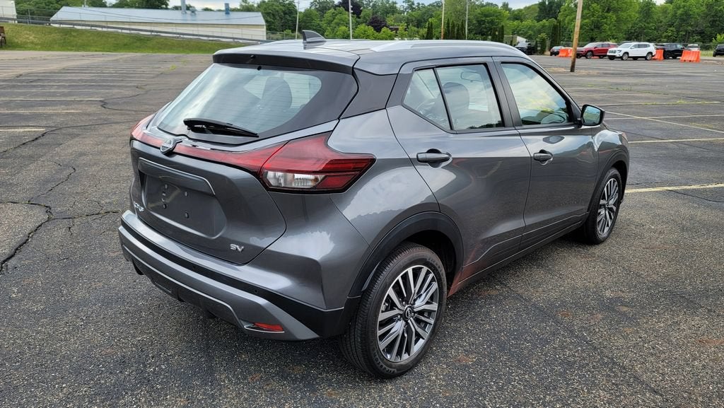 2024 Nissan Kicks SV Xtronic CVT
