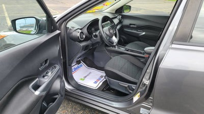 2024 Nissan Kicks SV Xtronic CVT
