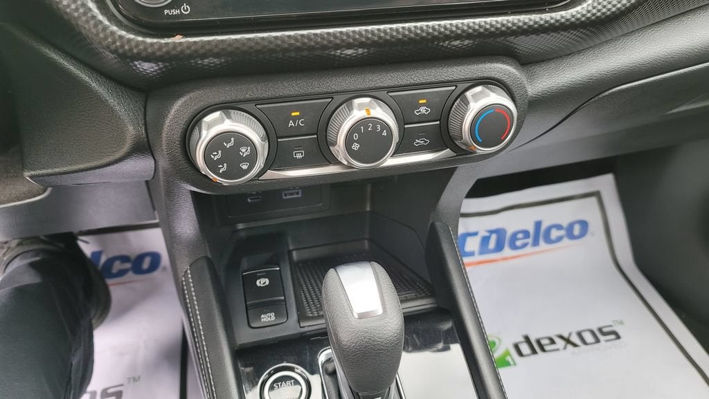 2024 Nissan Kicks SV Xtronic CVT
