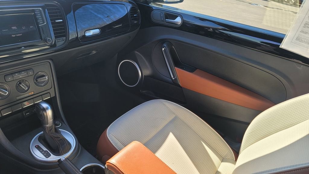 2016 Volkswagen Beetle 1.8T Classic