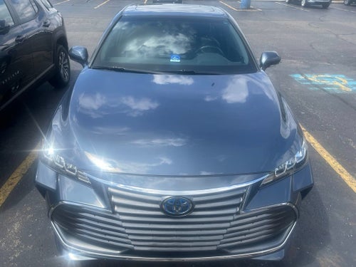 2020 Toyota Avalon Hybrid XLE