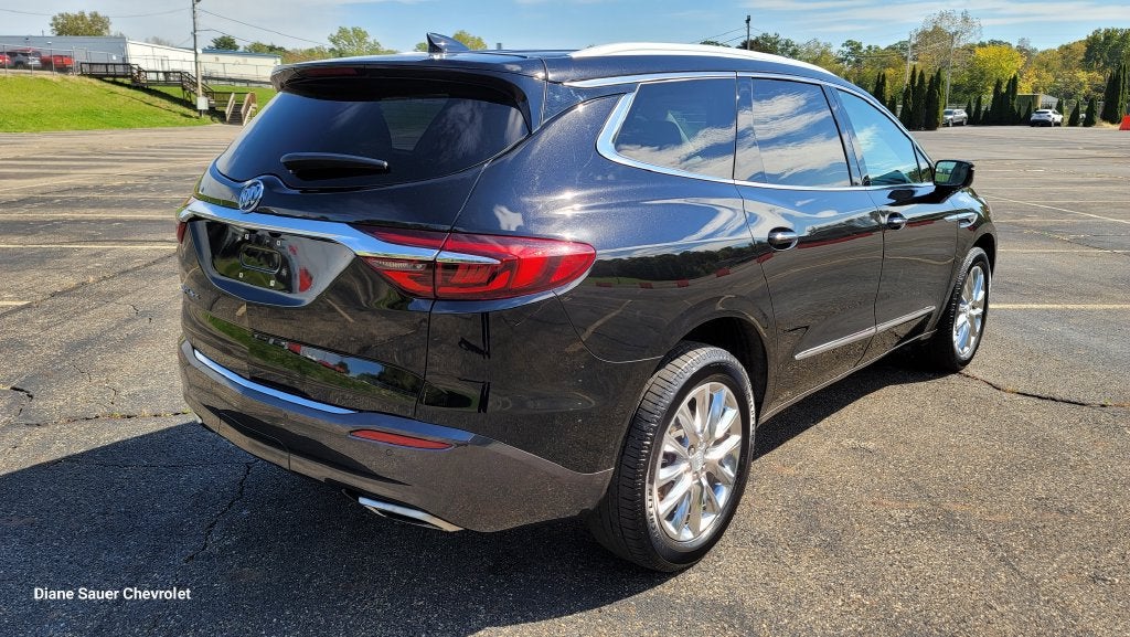 2021 Buick Enclave Essence