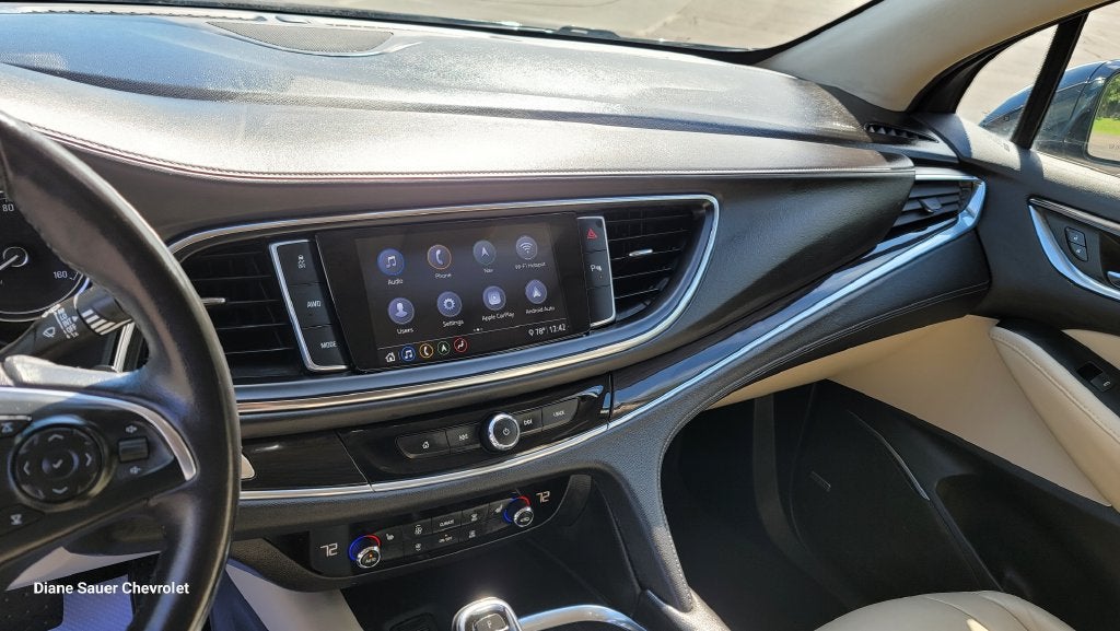 2021 Buick Enclave Essence