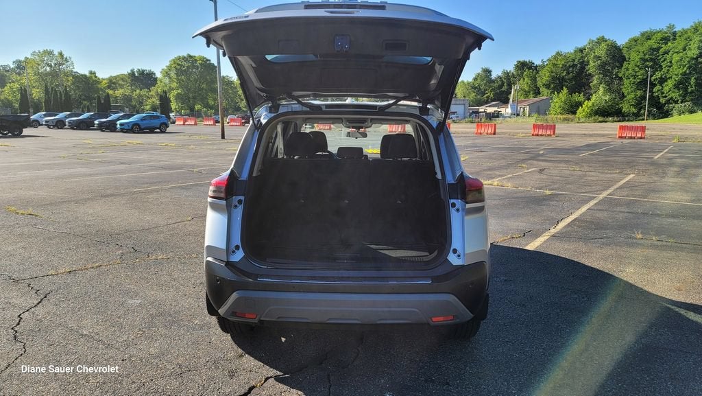 2021 Nissan Rogue SV FWD