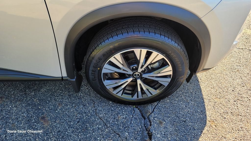 2021 Nissan Rogue SV FWD