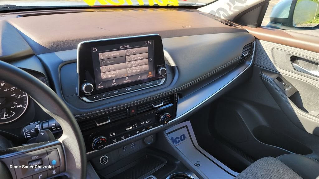 2021 Nissan Rogue SV FWD