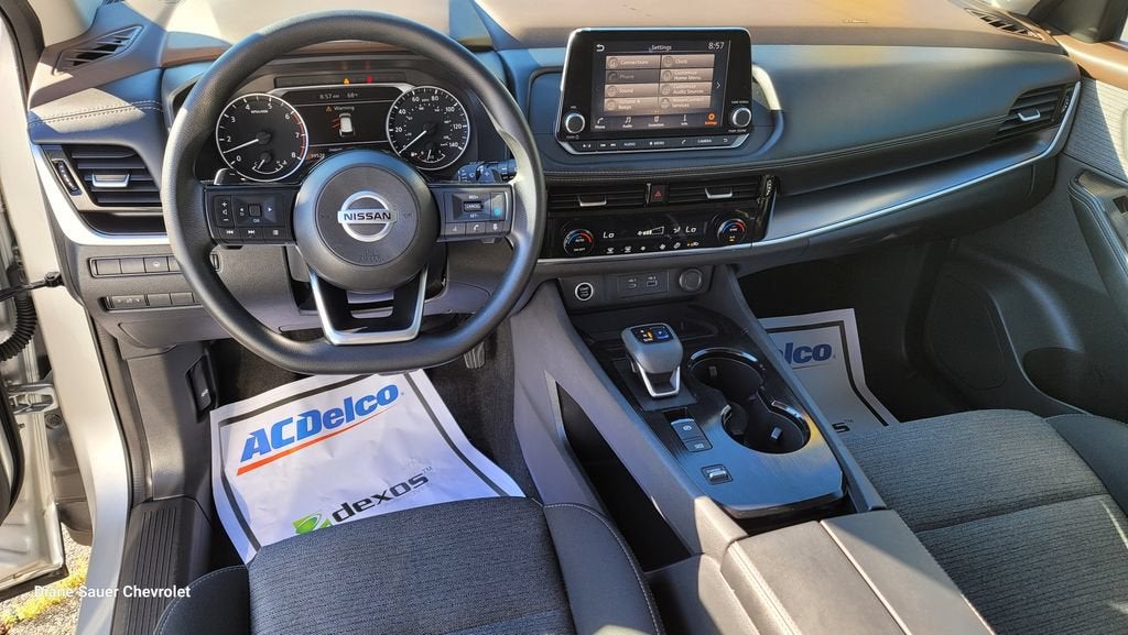 2021 Nissan Rogue SV FWD