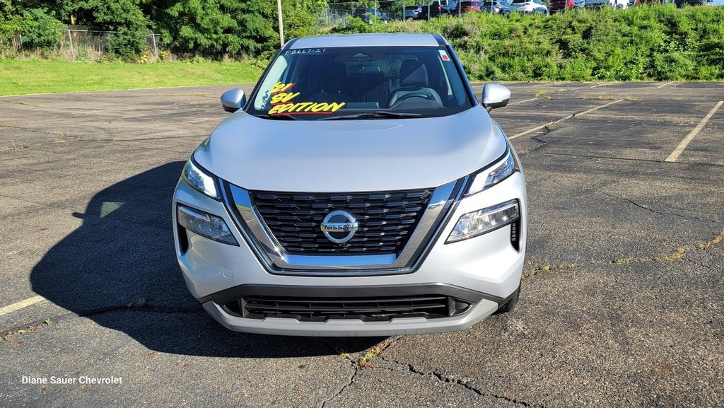 2021 Nissan Rogue SV FWD