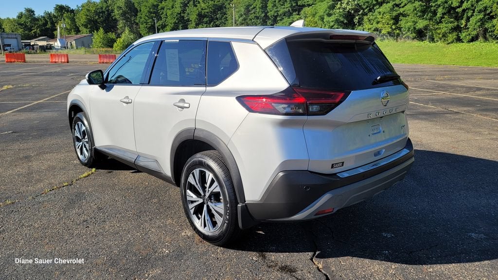 2021 Nissan Rogue SV FWD
