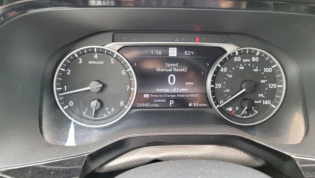 2025 Nissan Pathfinder SL