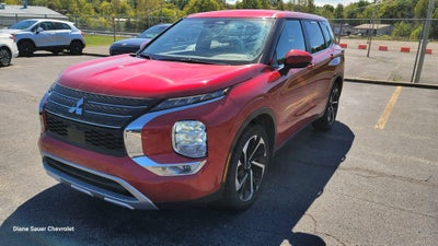 2024 Mitsubishi Outlander SE