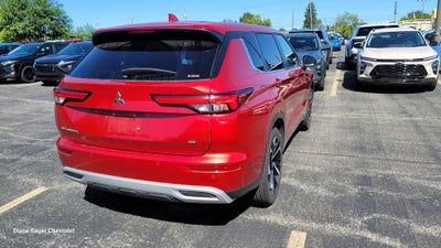 2024 Mitsubishi Outlander SE