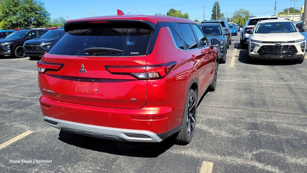2024 Mitsubishi Outlander SE