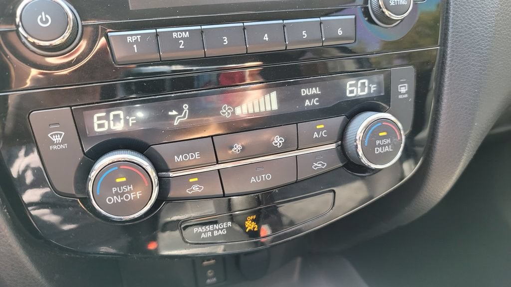 2018 Nissan Rogue Sport SV