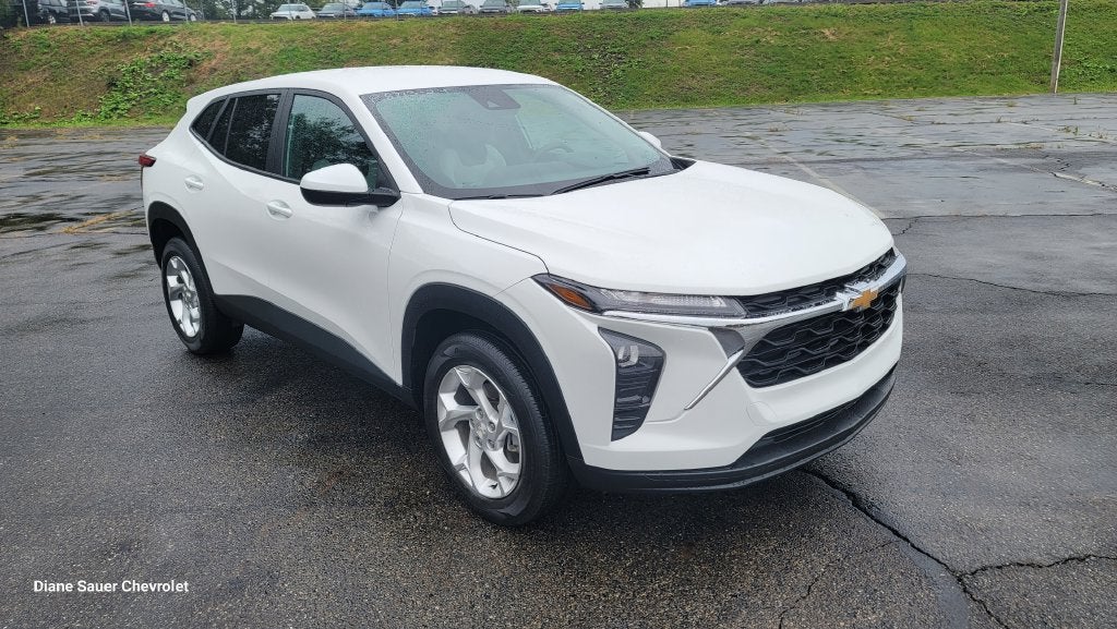 2024 Chevrolet Trax LS