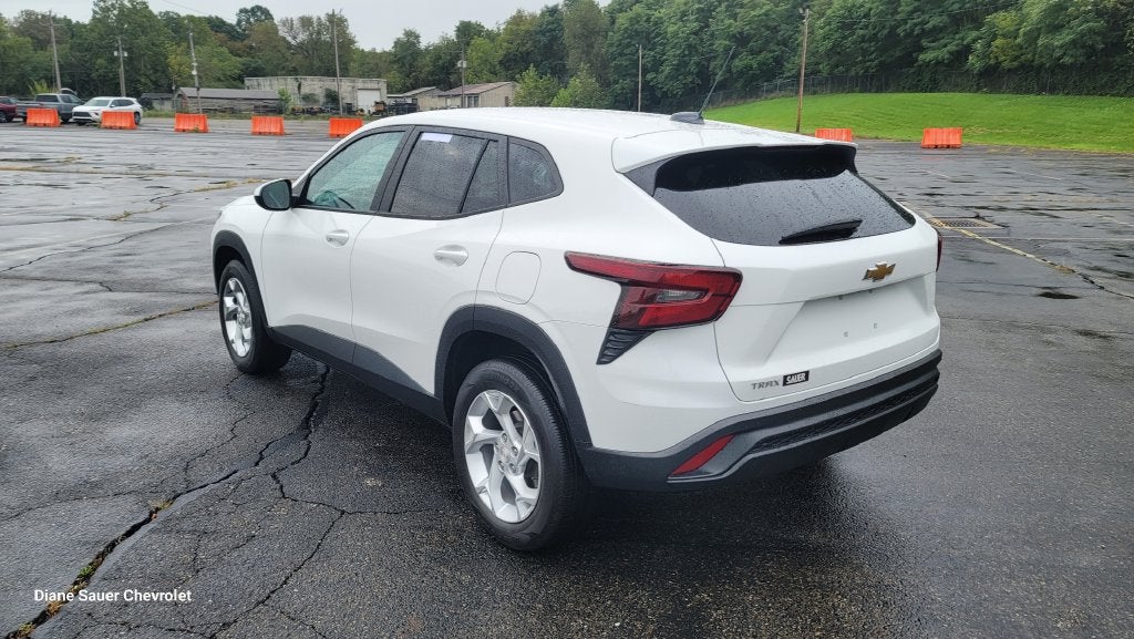 2024 Chevrolet Trax LS