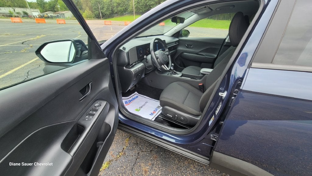 2025 Hyundai Kona SEL